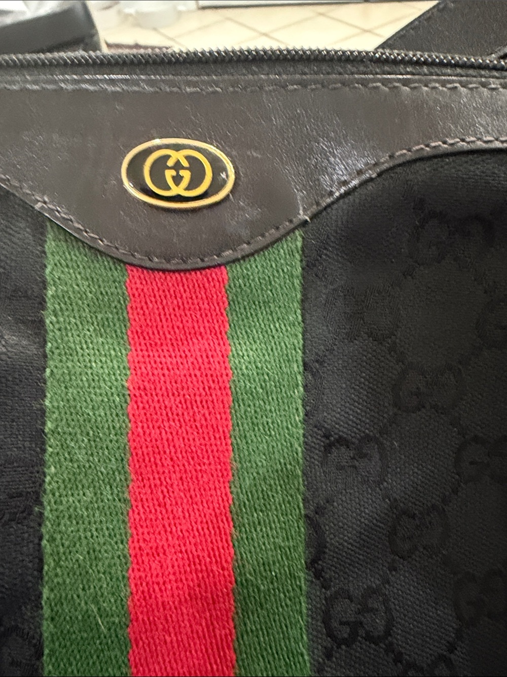 Gucci Black Canvas Shoulder Bag with Green and Red Web Stripe with COA - Picture 11 of 13